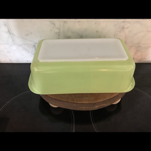 Vintage Lime Green Pyrex Baking Set, 8-piece Kitchenware - Etsy Vintage Pyrex Lime Green Baking Dish